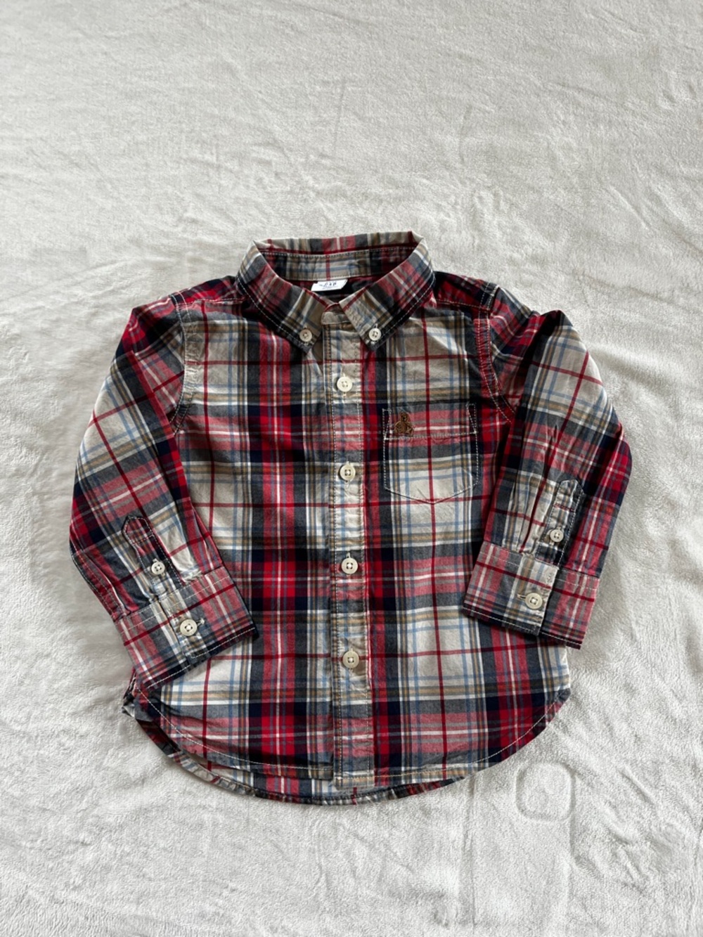 GAP Red Navy Cream Plaid Button-Down Shirt